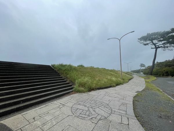 4F12F967-64E6-4302-8749-527329F2D887