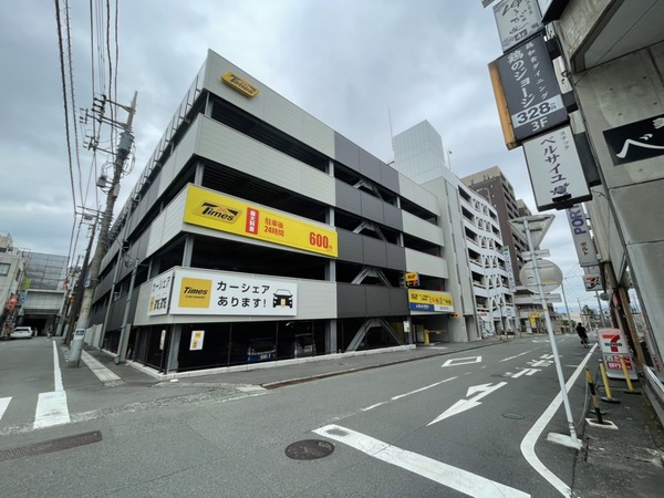 3312CDE3-73D9-4A9B-B5E4-07FEE176A0AD