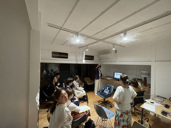 5F2B0825-B3AC-4A60-9B6F-064AB40B46FC