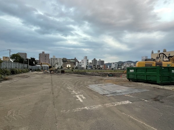 E0D711D1-F36C-4B8A-ADA5-E65DD8DD01D0