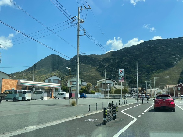 EF474DC3-D454-4816-8BDB-5FC2DE417C3B