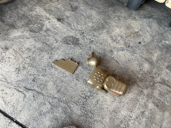 E7A64199-57C9-4C74-A3A4-7BE95554BB05