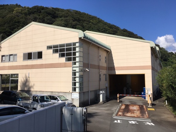 4E701E45-7E25-40D0-AA91-233AC90D93A5