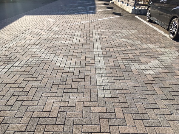 F2C1917F-73B5-462F-9993-007BFE5A8D27