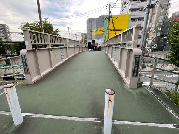 A8CAA43A-E1DF-486A-B23A-2FA8761C0FB7