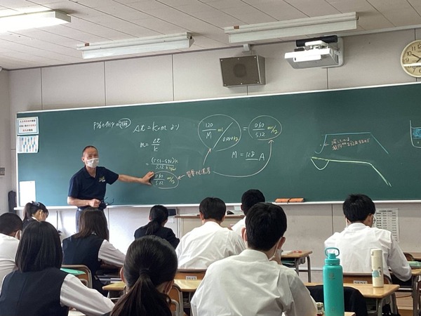 F765EB51-61E2-4FD0-904B-E3D08BA598F8