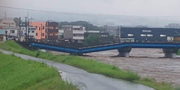 7D3E0B64-B32F-4BE0-893D-BF2012D457E7