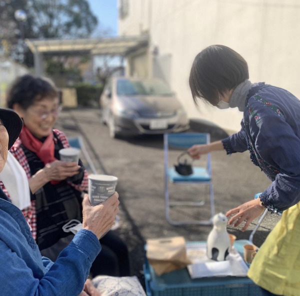 AC721080-1FCB-4332-9666-625A80E17E91