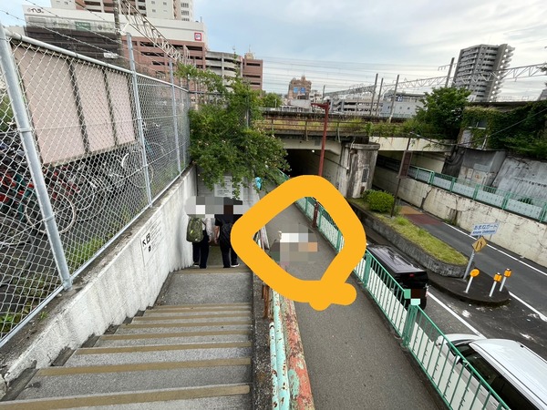 3C25FDB1-1913-4A98-A3A3-791C258F062B