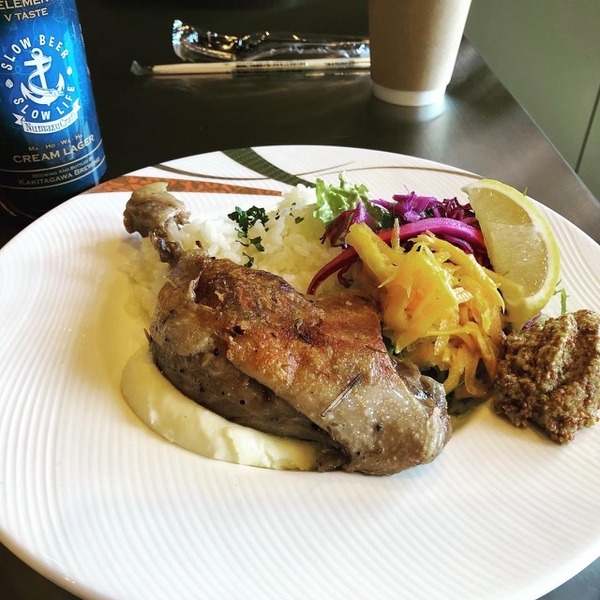 D1D10EFD-77F6-4050-BF45-0B0F480725D6