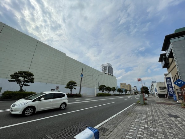 8A3988CB-3EBC-4EDF-89DA-74AFB55AD4CF