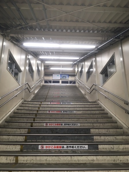 5DFEE3F0-3106-4E88-9711-026BE72581BD