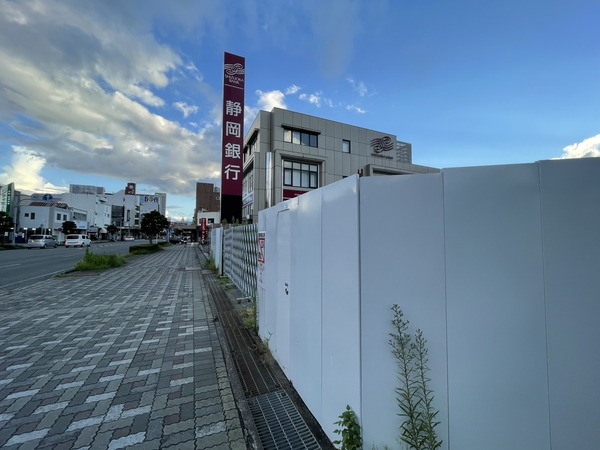 0ABD176D-6252-4B4C-B8BF-83E9B4AC3707