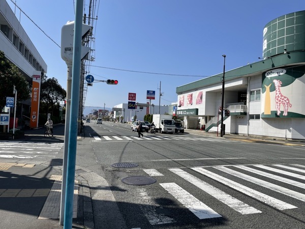 100874EF-8AA4-4446-9BFA-E16242A59D72