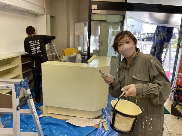 30E4DC86-E99E-4B74-A5E8-EBFAE5678498