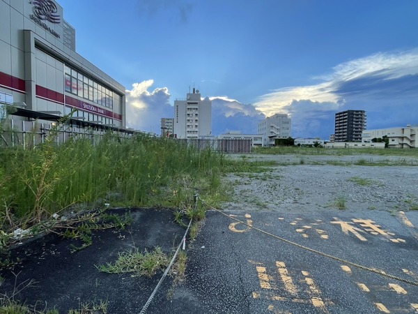 279E5FE9-2697-4E83-BFE0-9637611BF751