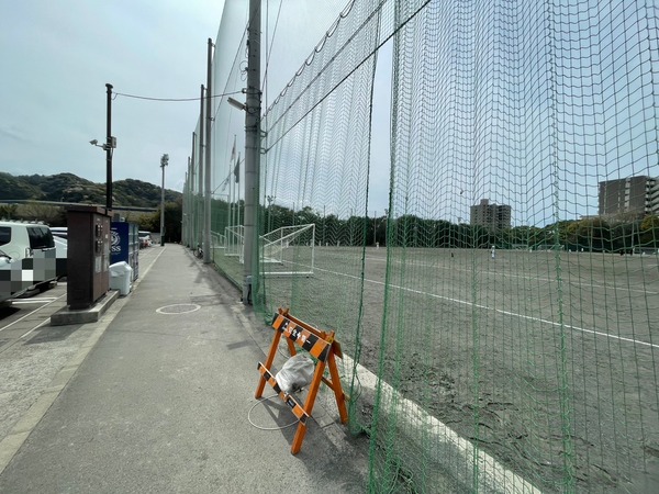 DB95A07B-AAA3-453E-BC99-73DFF5877C3A