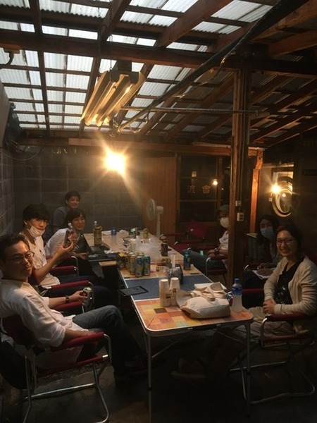 E8BAC5DB-AF28-4797-B699-C9777023A3C9