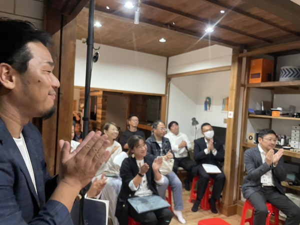 55C53945-6490-4829-BC6F-9D8C9137A2DA