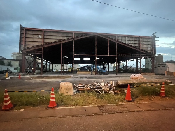 9BA1AA5B-92F7-458B-A70E-A816280EDAF3