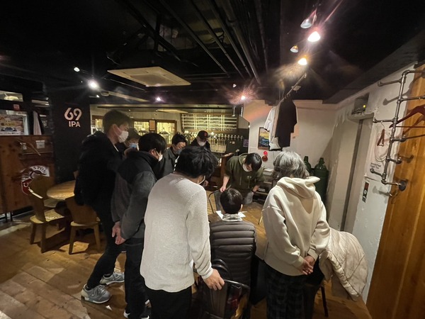 EDB3F845-FEB1-4EDB-BC1C-57E3A6B59E71