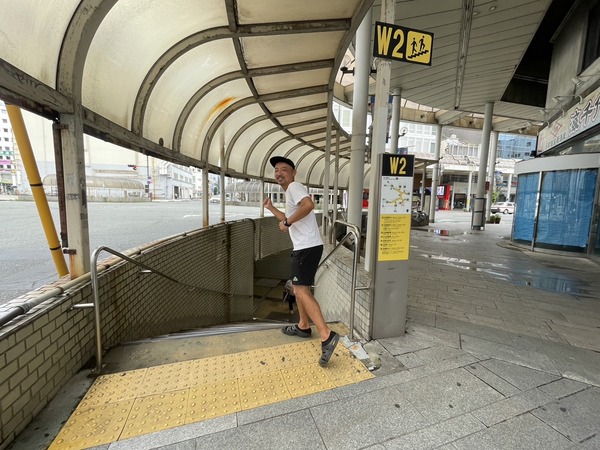 B932195D-D55F-4FF4-8D41-01582CF588EC