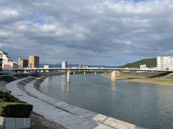 2CC8D13E-9865-4070-98EA-C3AA1843DF3A