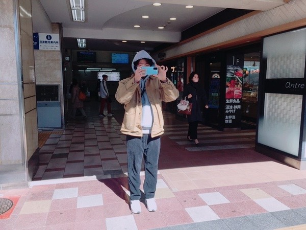 DC05A815-1C4E-41E7-9975-437F01738E7D