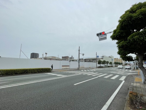 B13A0901-CF8F-4E99-A629-C9105E1ADCDA