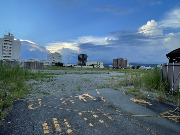 FB1C5C92-18CA-41EC-B3BB-2ABE009CC209