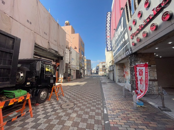 B4CA731D-55C3-4C10-A73B-378E14F20ED7