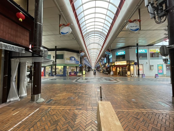 D06FB8DE-A2B1-45F4-A5E8-BB00D27214AF