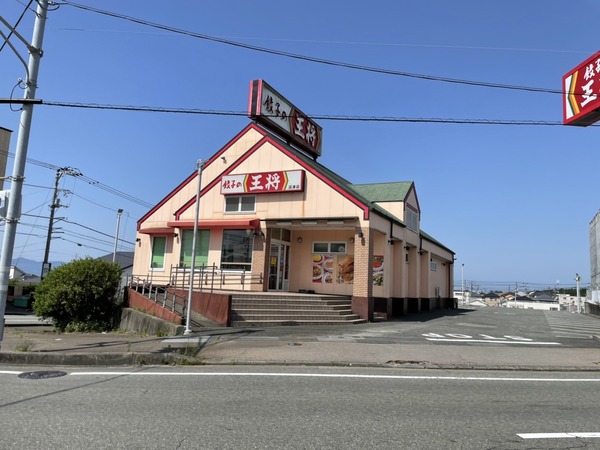 14B4AB7D-5BD2-4DC9-A888-93A915BFC2D1