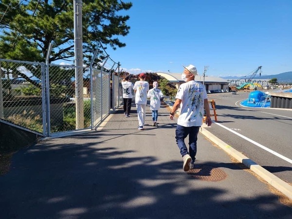 ED3CC61A-4DAB-4D09-B681-FBD390D5B5AD