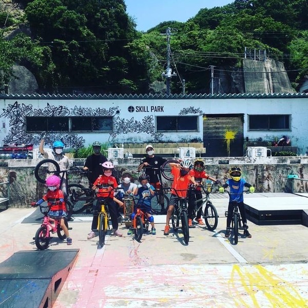 98C16664-1CBC-4B2E-B1F2-0C3A34355576