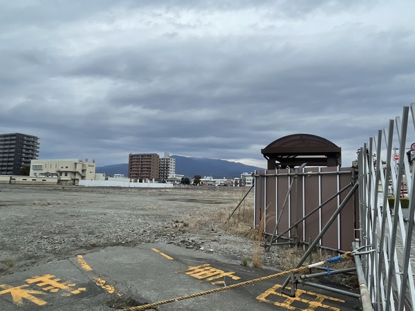 F20FEB86-E5D3-41D4-9A59-C039558BEBBC