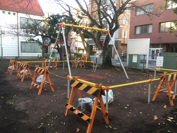 C8164584-33C9-40F4-88D9-B55CC40CF931