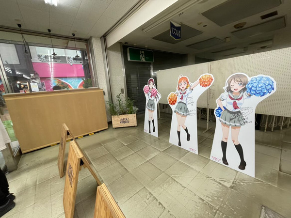 B000F3D6-2541-4956-B704-0D0338B7CFFF