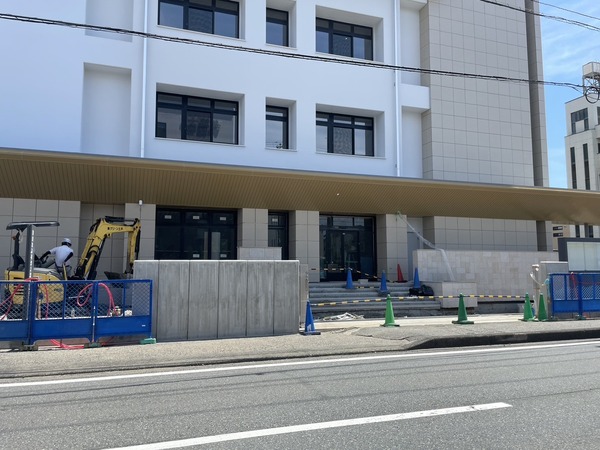 5A914250-DEA0-49D3-A983-9AA0D5CEBD64