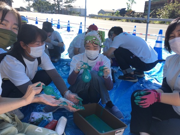 D30B30A7-2765-4ED9-BBF2-542FD171F382