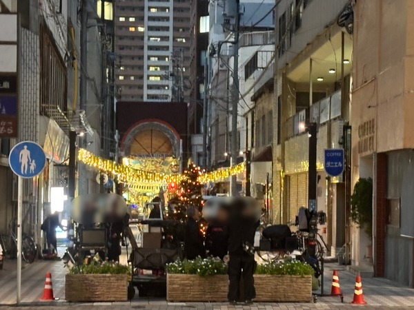 きのう11/11(火)。シンナカらへんで、なんか撮影してた。沼津新仲見世商店街ってけっこう撮影してるよね。(沼津市大手町)