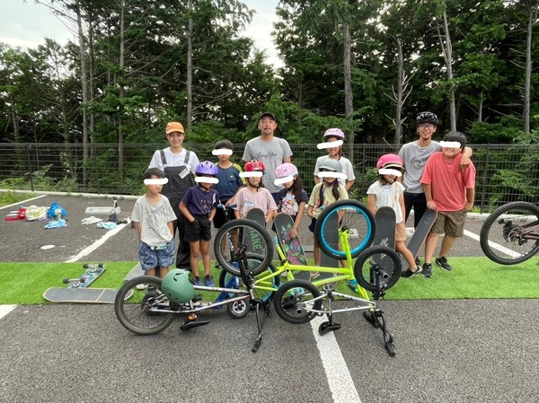 70AF9FAD-1B07-41AC-940F-A2C81E4AB5E4