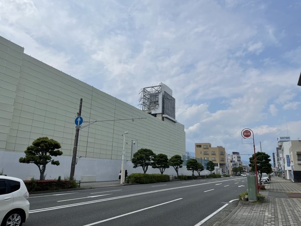 AFCBAABA-CAFD-4C05-85AC-8050B6E26771