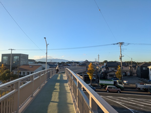 PXL_20241205_222638976