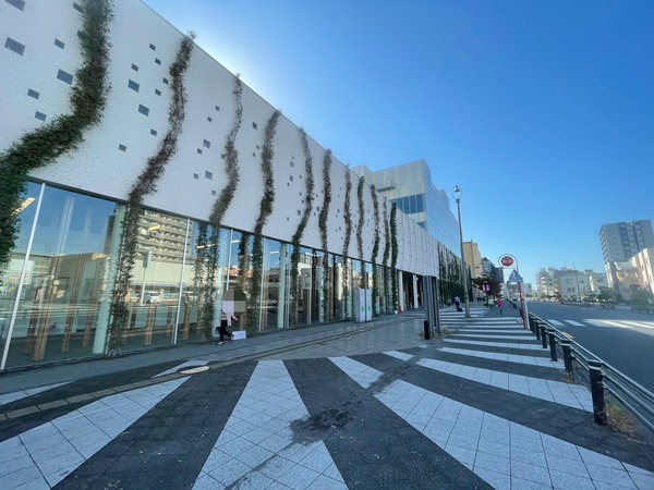 1407F6D6-3826-4211-91F4-3056E886A5B3