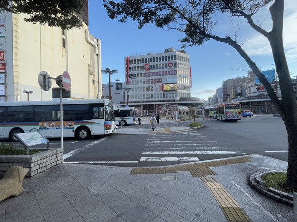 48993314-2793-47BC-962C-D2FE24A62F6F