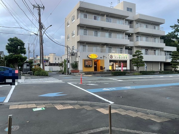 B661CF41-6402-4E4C-A263-DDBF1C5DF5F4