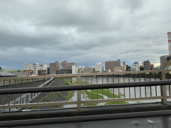 6D9CA730-81AD-416B-B10E-65ADC17F3076