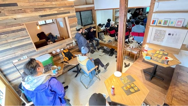 602526FF-6CD6-49B3-8BFF-75108E5FF59F