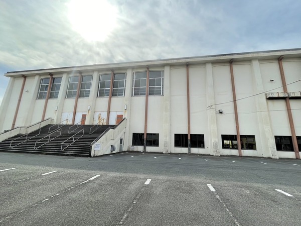 3C05138D-DAA3-4F83-A2BD-3B8FD975C024